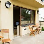 Auberge de jeunesse Wood Airport *