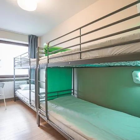 Green Wood Hostel Airport *