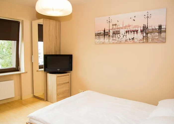 Green Wood Hostel Airport * Warsaw