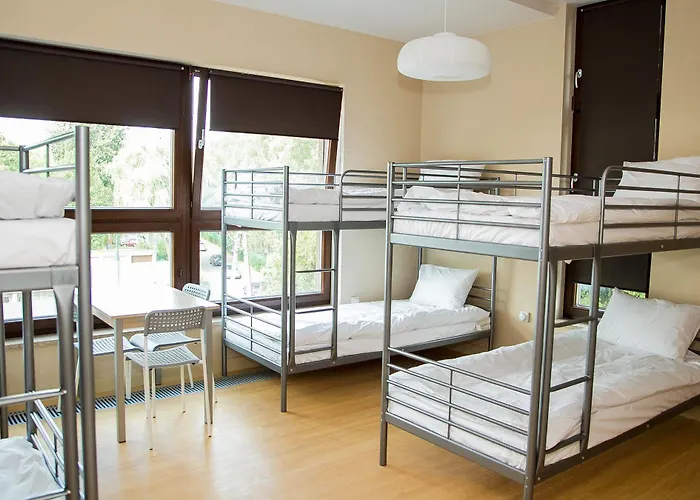 Hostel Green Wood Hostel Airport