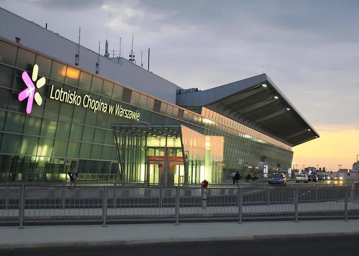 Green Wood Hostel Airport *