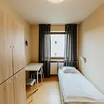 Hostel Wood Airport