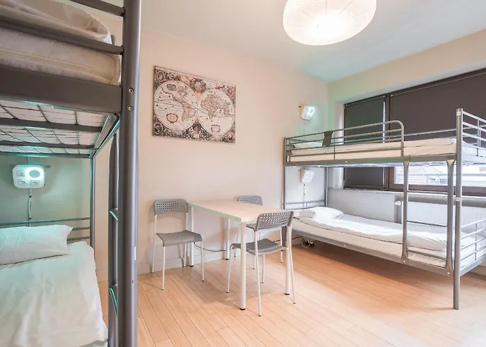 Vandrerhjem Wood Airport *